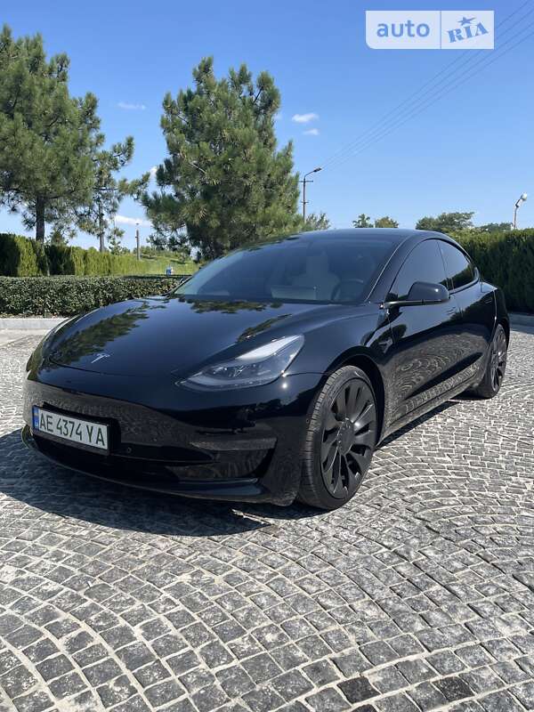 Tesla-5