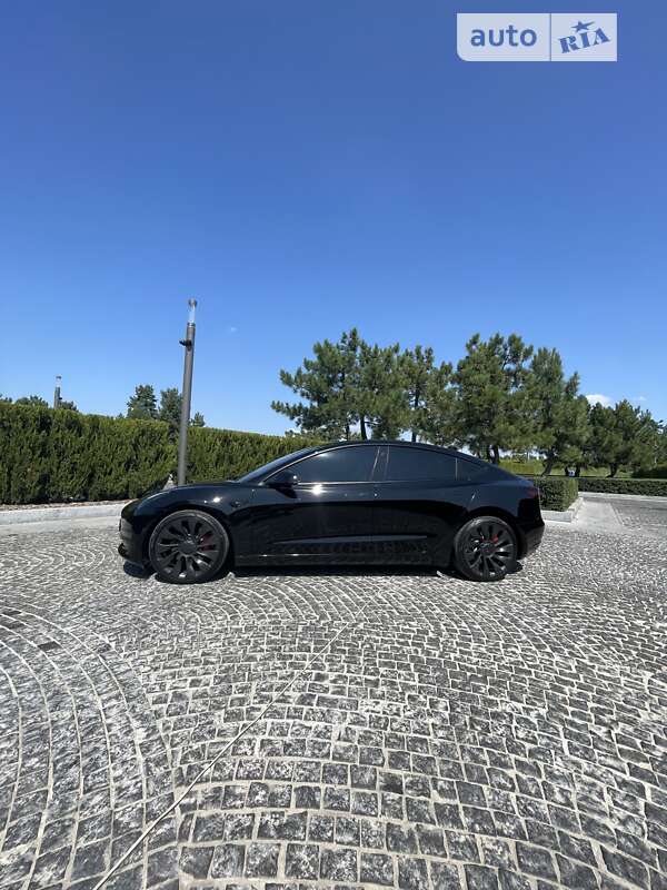 Tesla-9