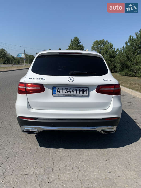 Mercedes-Benz GLC-Class 2016