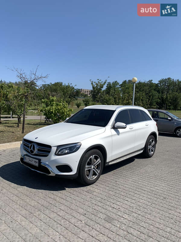 Mercedes-Benz GLC-Class 2016