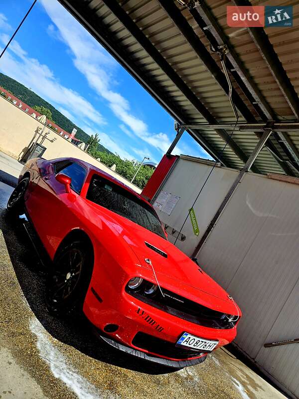 Dodge Challenger 2016