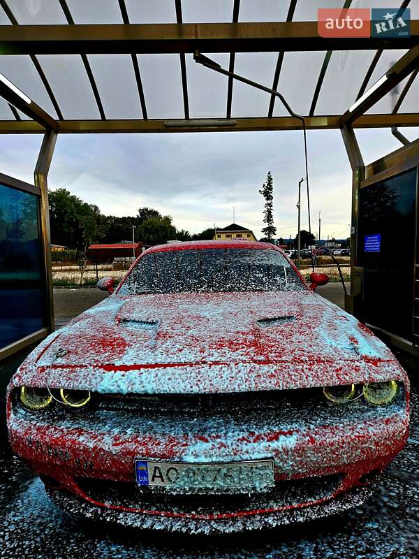 Dodge Challenger 2016