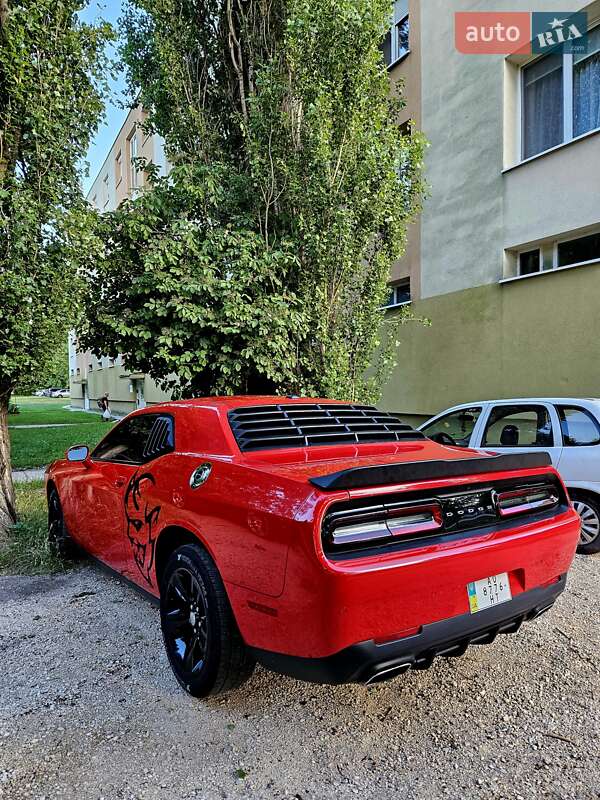 Dodge Challenger 2016