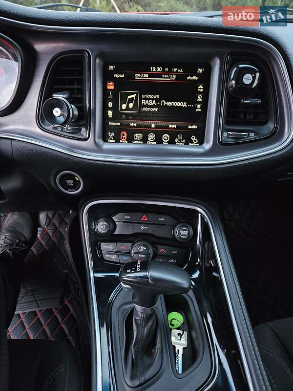 Dodge Challenger 2016