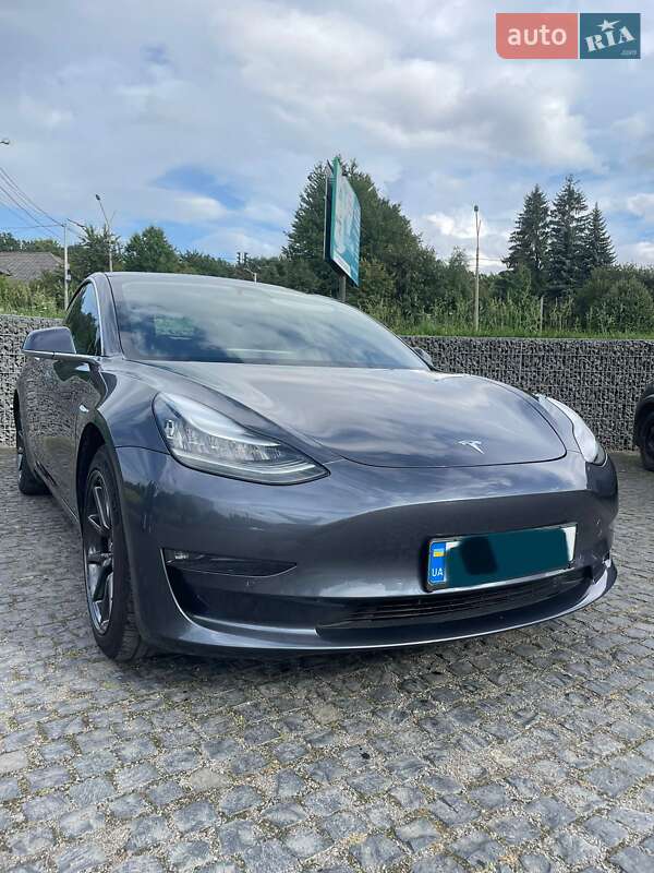 Tesla-30