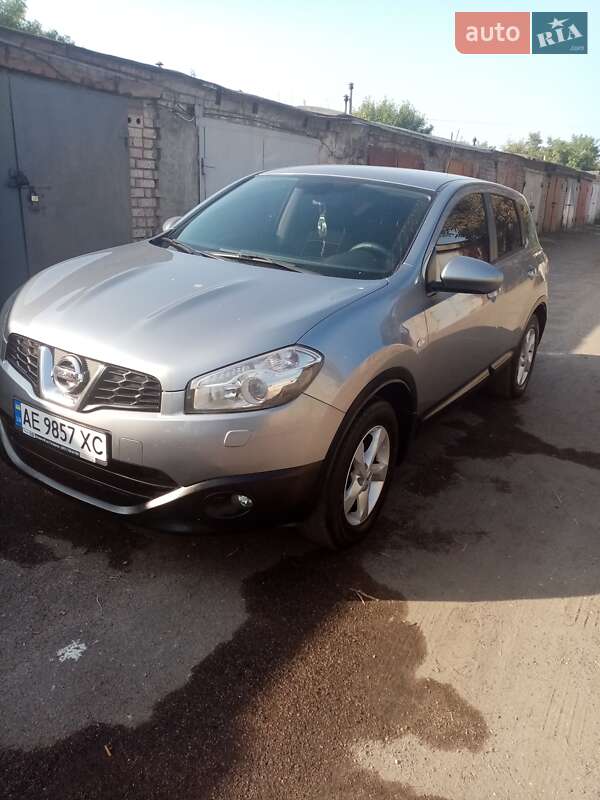 Nissan-4
