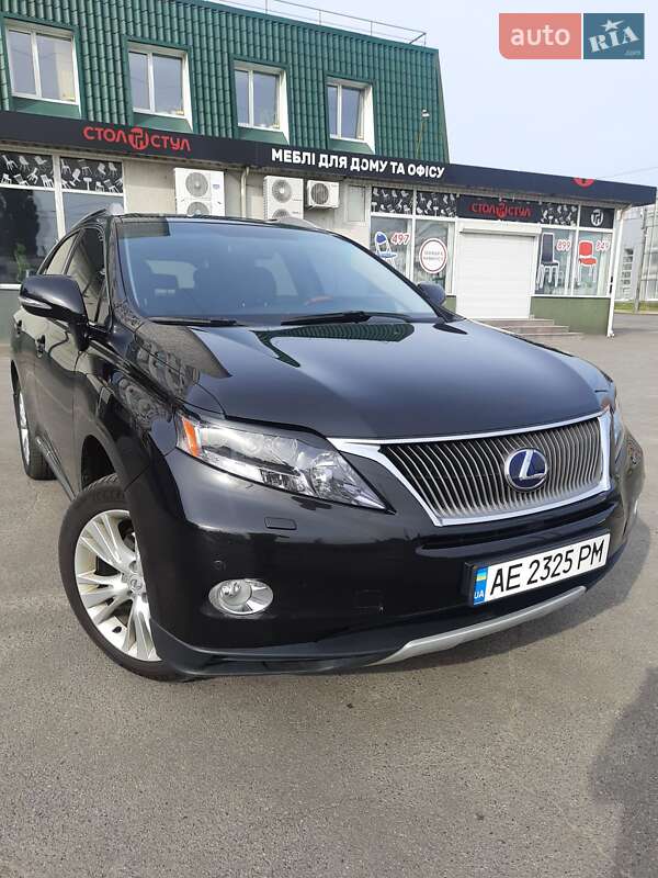 Lexus-10