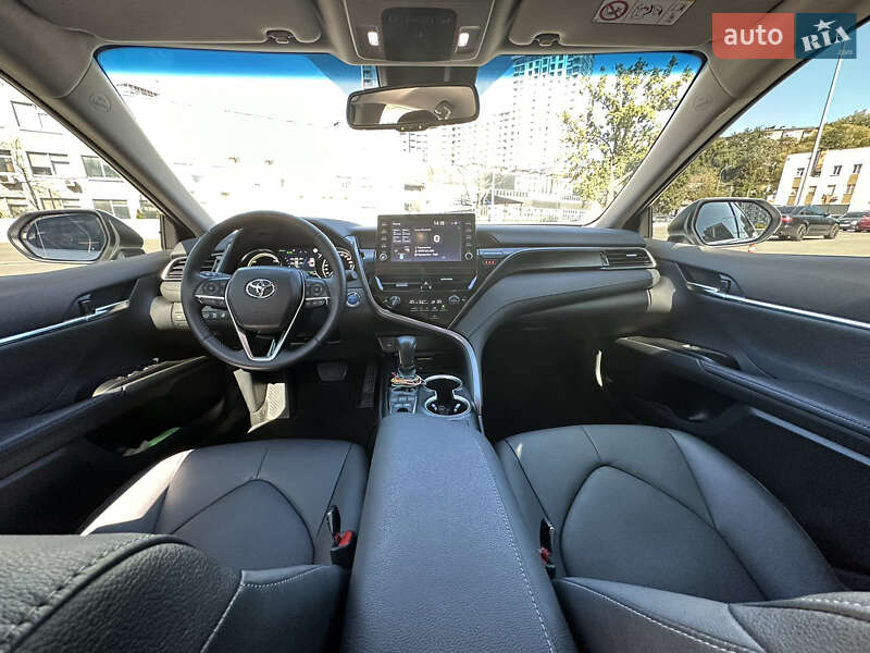Toyota Camry 2022
