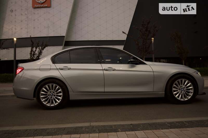 BMW 3 Series 2015