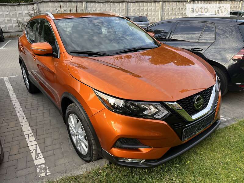 Nissan-8