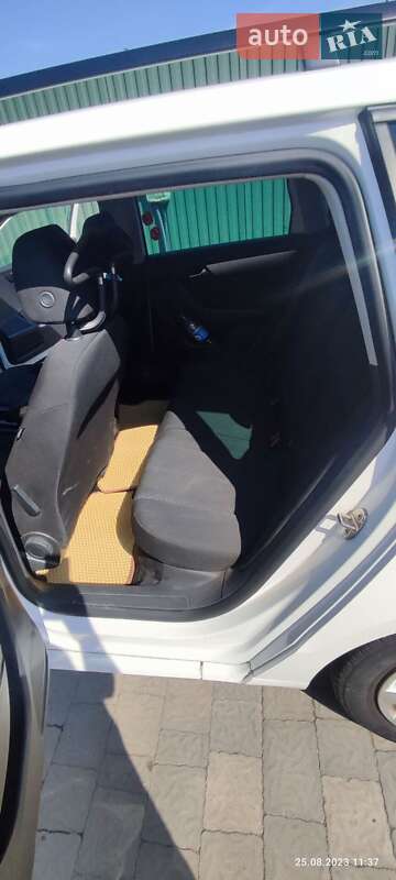 Volkswagen Passat 2013