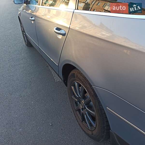 Volkswagen Passat 2010