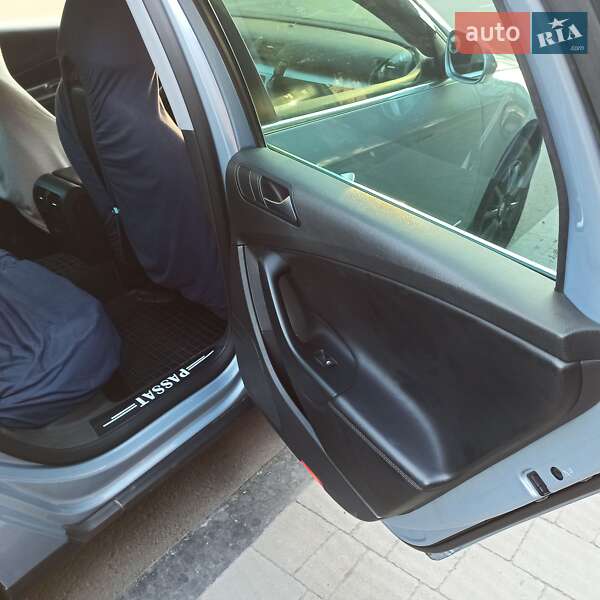 Volkswagen Passat 2010