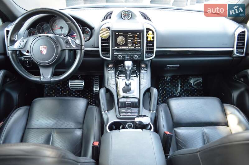 Porsche Cayenne 2012