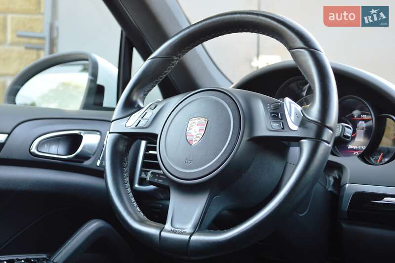 Porsche Cayenne 2012