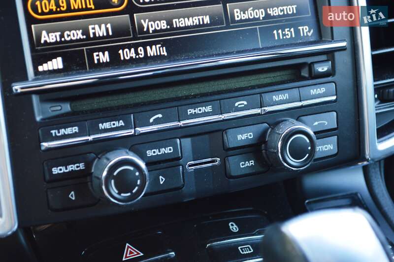 Porsche Cayenne 2012