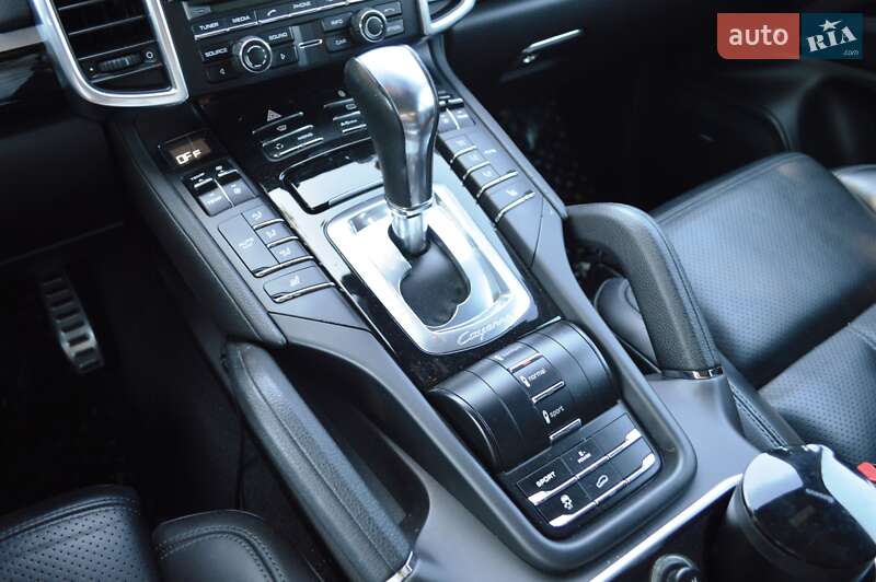 Porsche Cayenne 2012