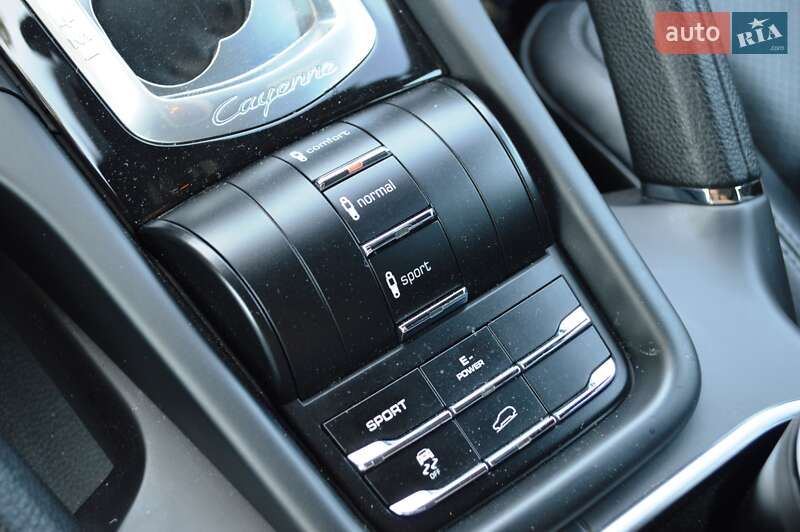 Porsche Cayenne 2012