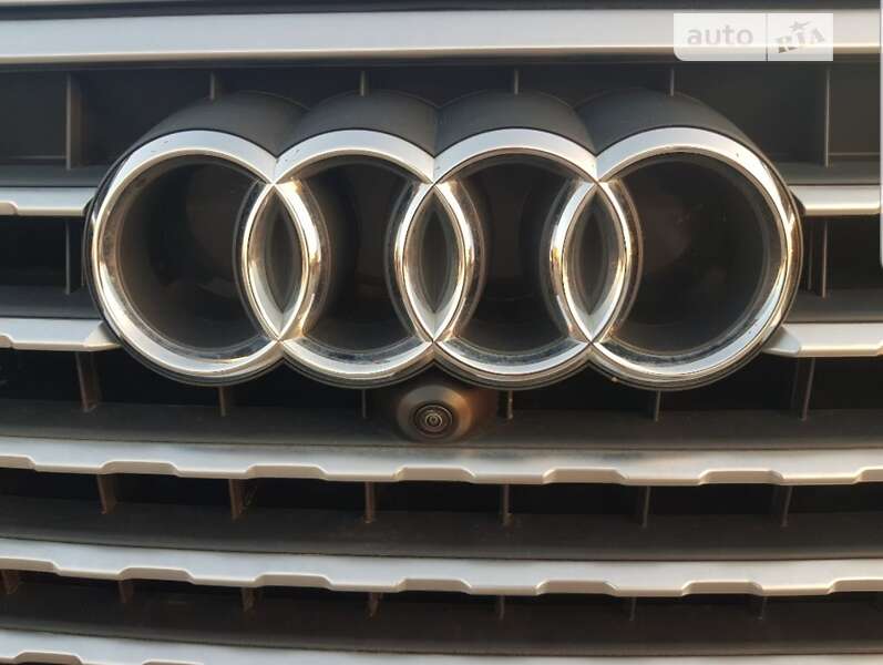 Audi-55