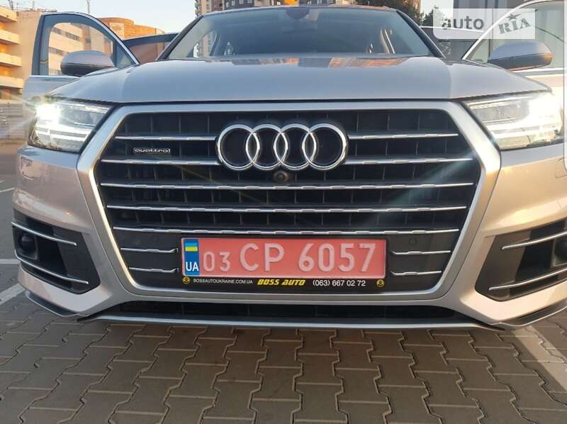 Audi-33