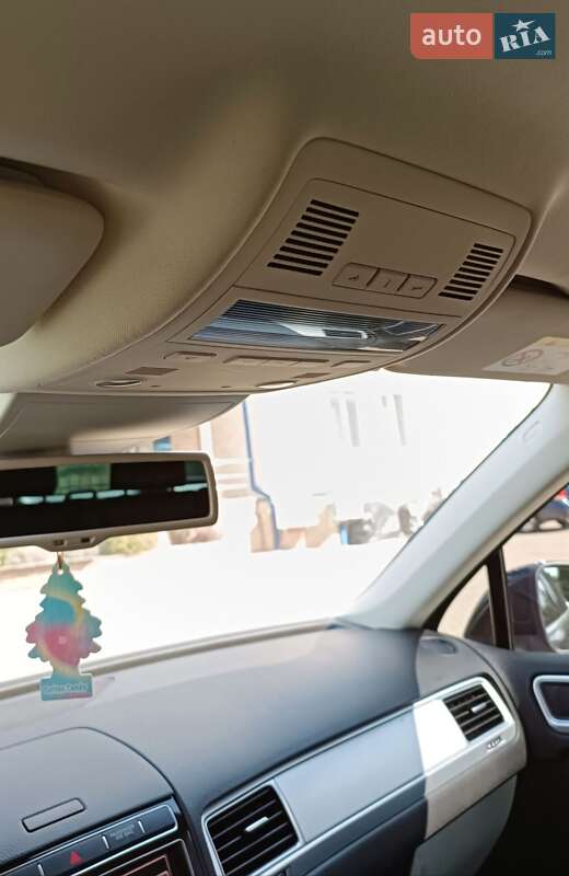 Volkswagen Touareg 2014