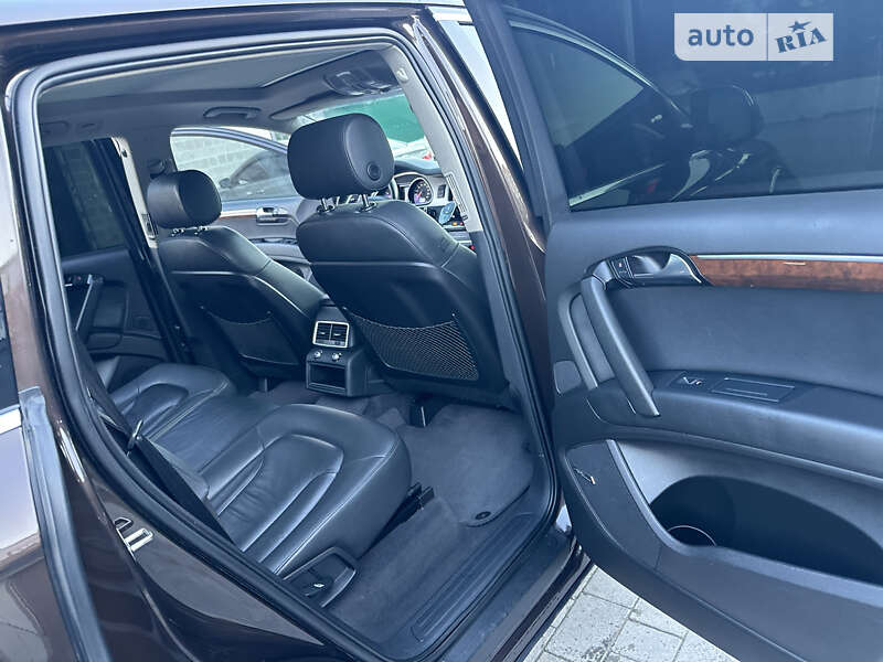 Audi-29