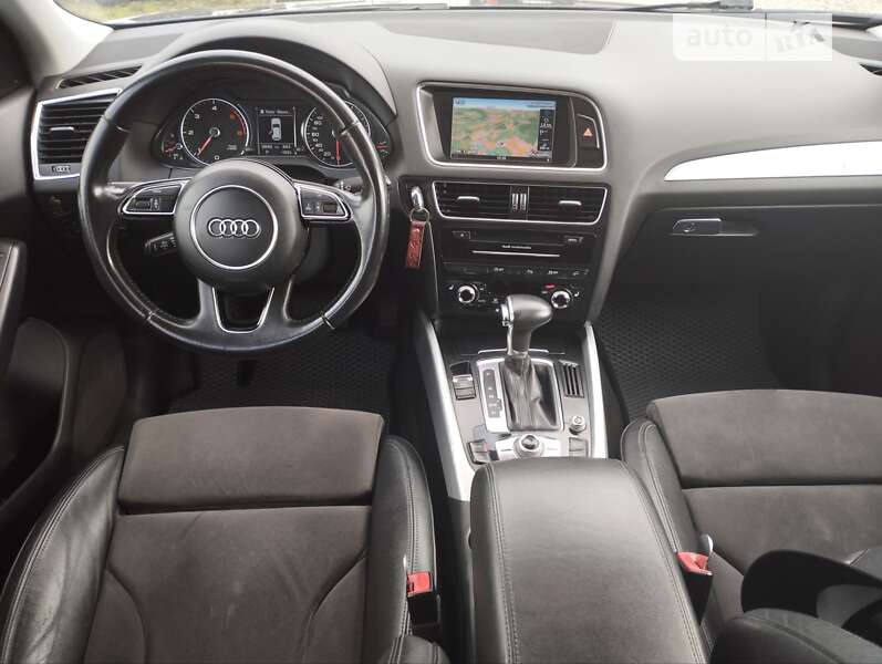 Audi-30