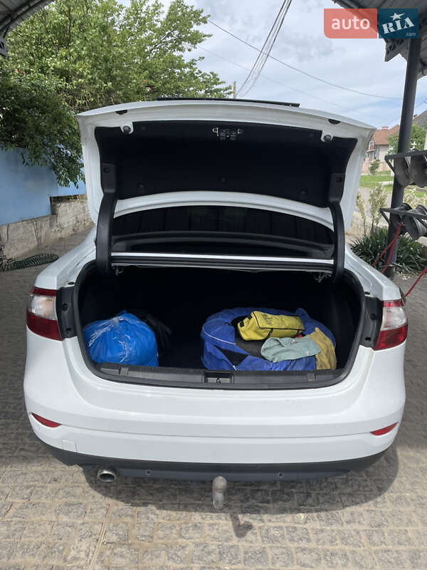 Renault Fluence 2011