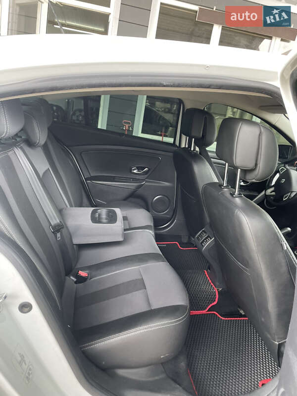 Renault Fluence 2011