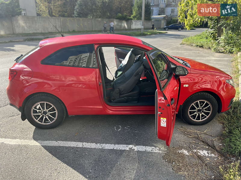 SEAT-25