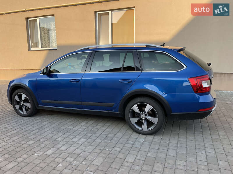 Skoda Octavia Scout 2016