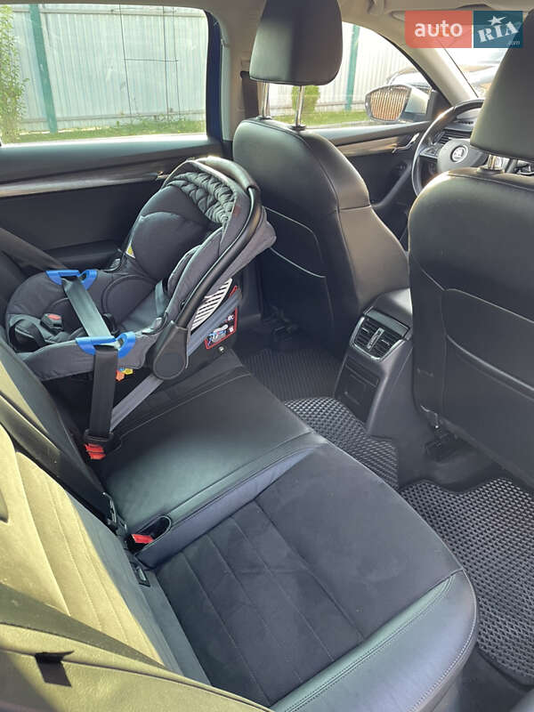 Skoda Octavia Scout 2016