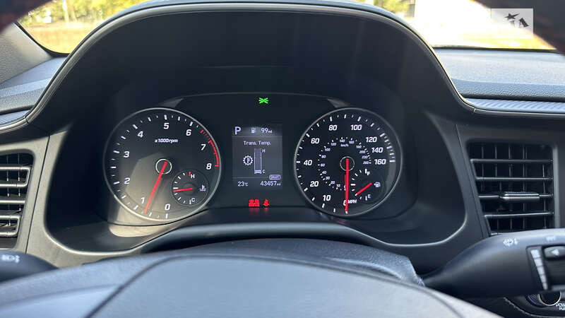 Hyundai Elantra 2019