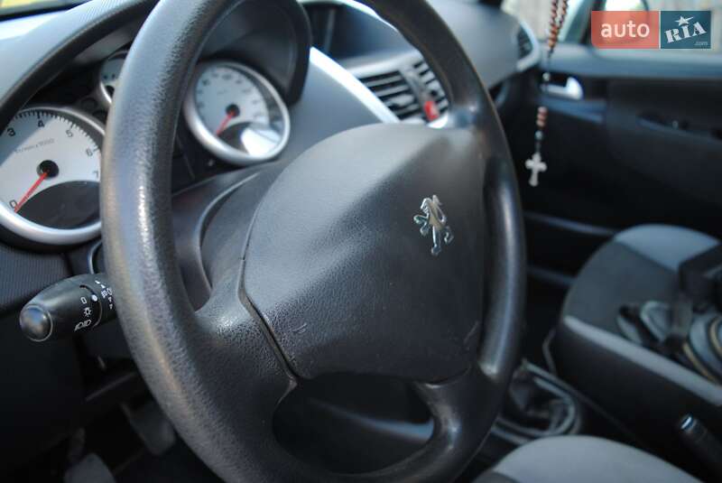 Peugeot 207 2009