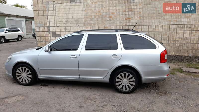 Skoda-23