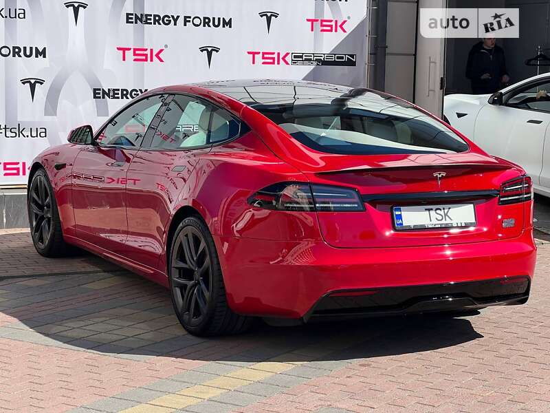 Tesla Model S 2022