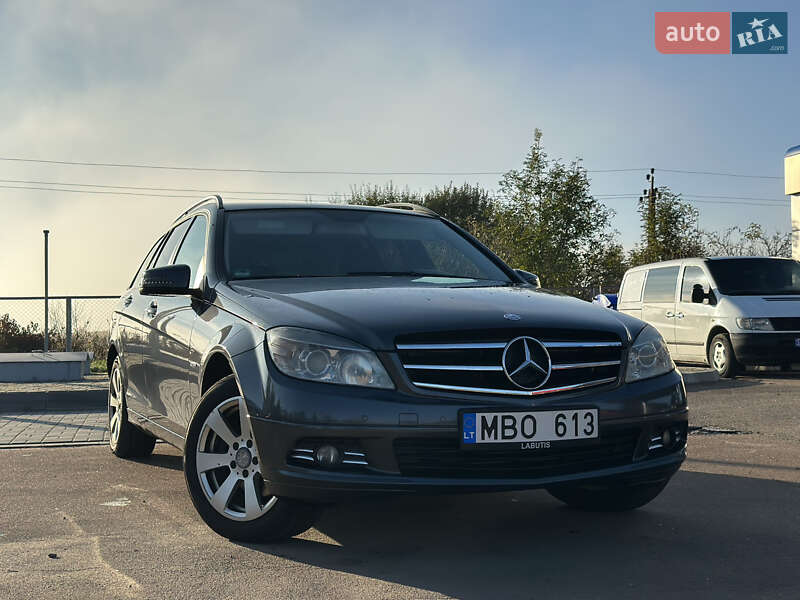 Mercedes-Benz C-Class 2010