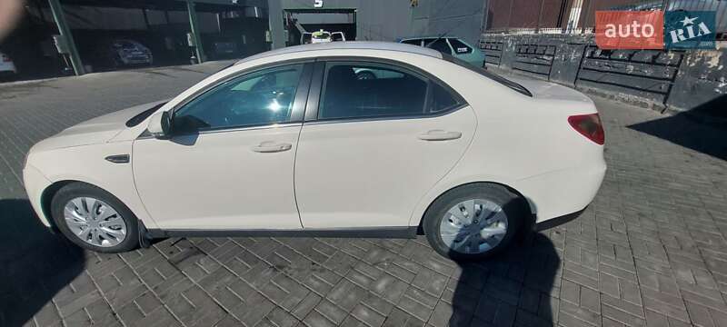 MG 550 2013
