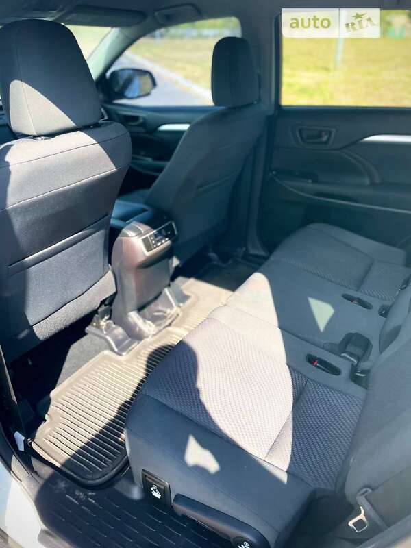 Toyota Highlander 2017