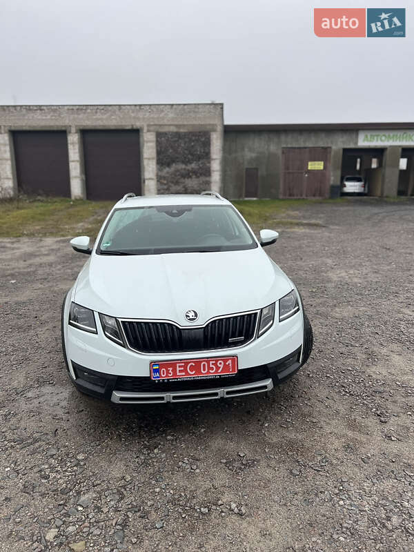 Skoda Octavia Scout 2019
