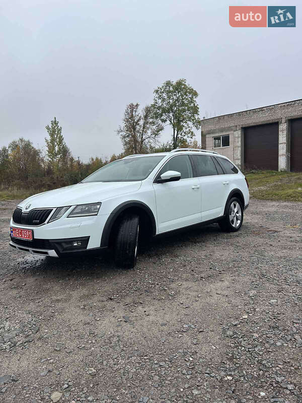 Skoda Octavia Scout 2019