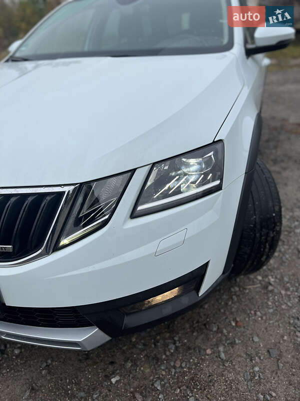 Skoda Octavia Scout 2019