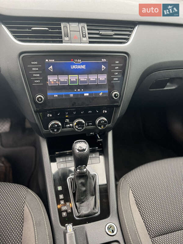 Skoda Octavia Scout 2019