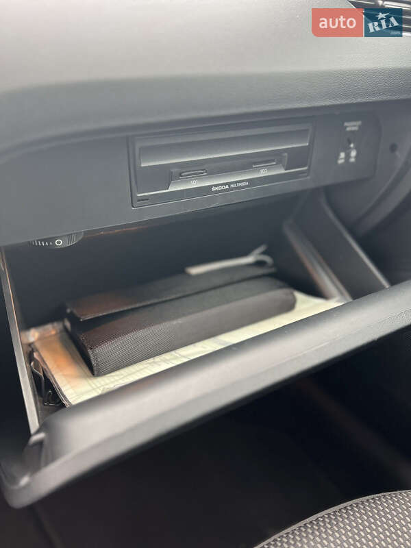 Skoda Octavia Scout 2019