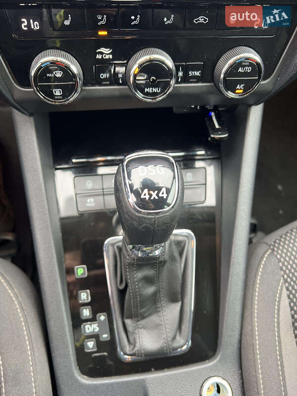 Skoda Octavia Scout 2019