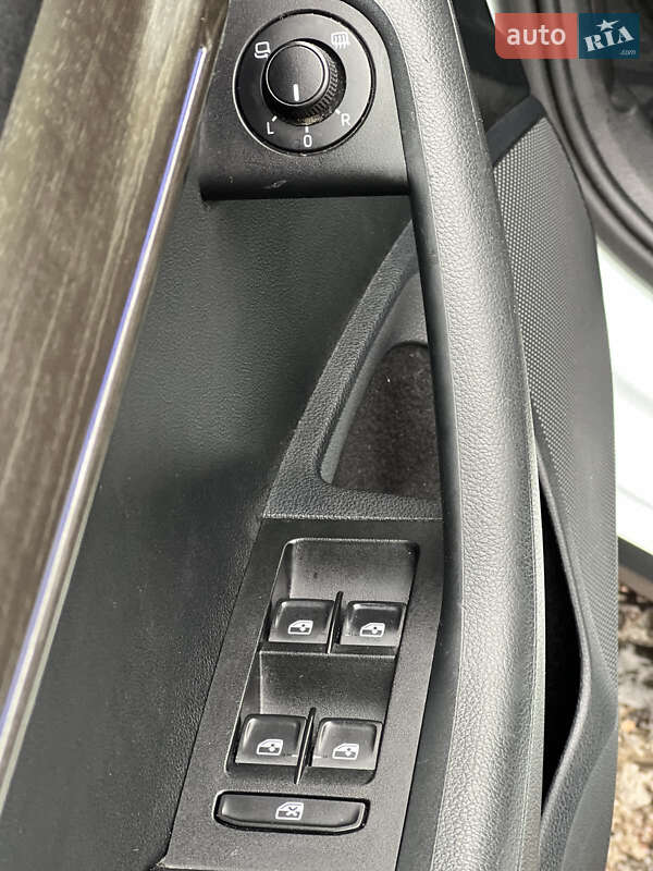 Skoda Octavia Scout 2019