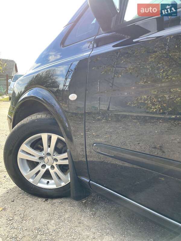 Mercedes-Benz Vito 2010