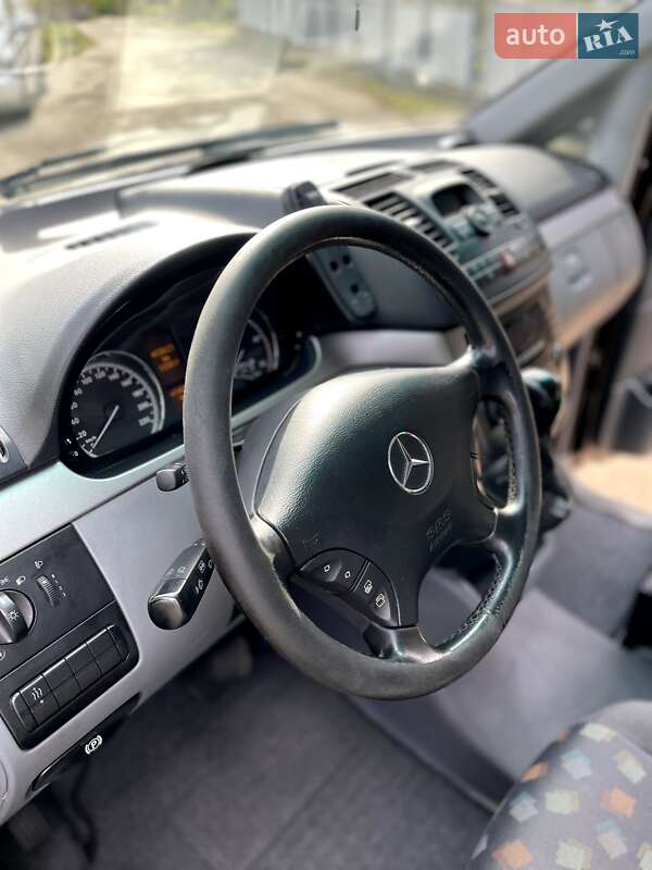 Mercedes-Benz Vito 2010