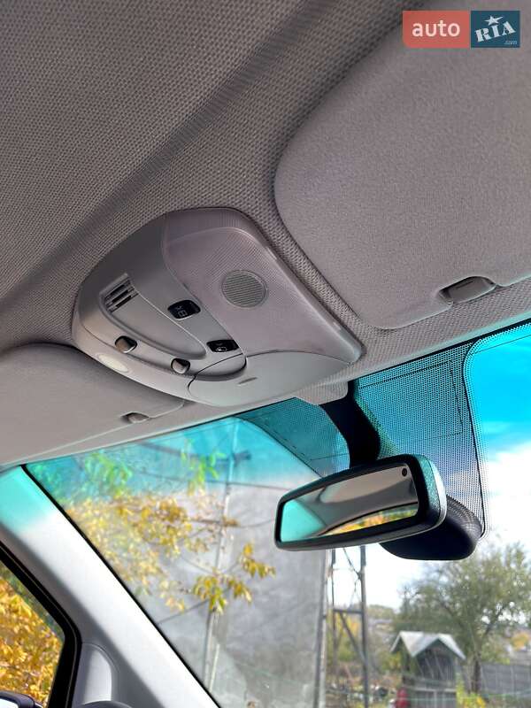 Mercedes-Benz Vito 2010