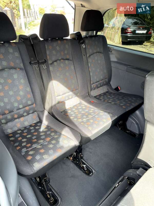 Mercedes-Benz Vito 2010